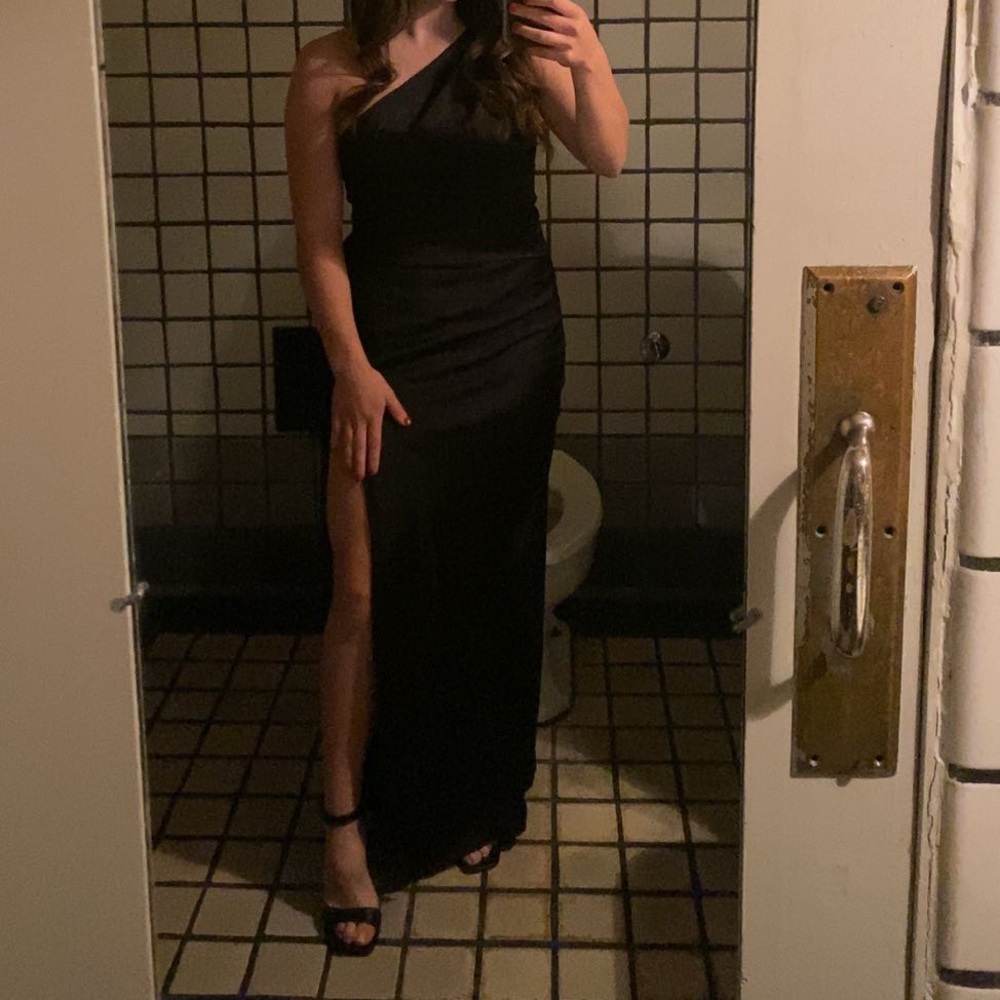 Lulu's Black One Shoulder Dress